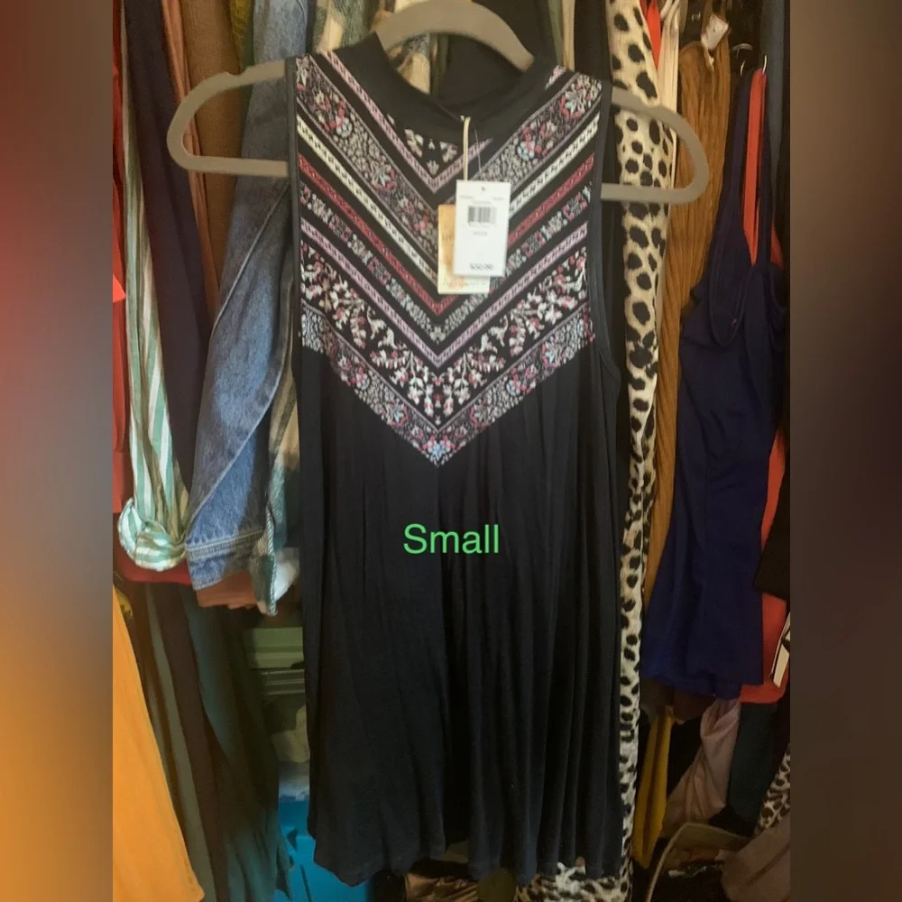 Size small bundle - Picture 2 of 6